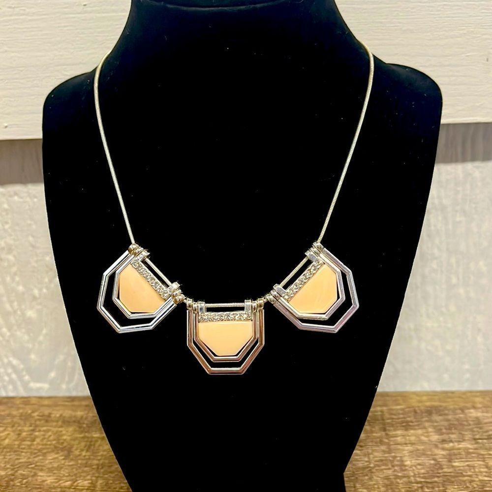 LC light pink/cream and rhinestone necklace. 15 inch chain with 3 in extension.
